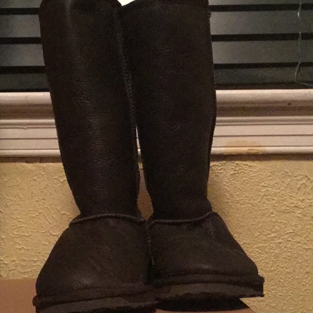 Emu boots